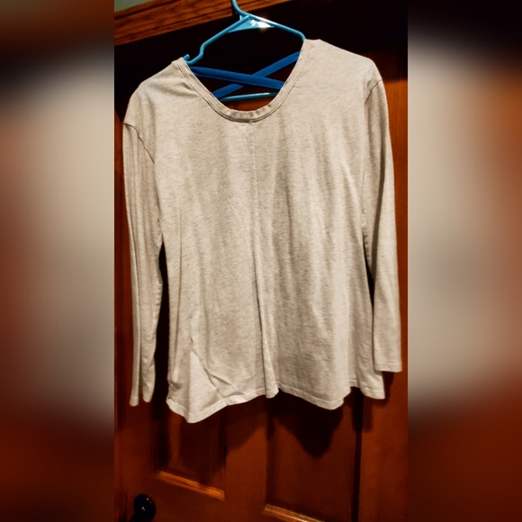 Justice Girls Active Top, size 14, long sleeve, barely worn, perfect shape, grey - Picture 3 of 5